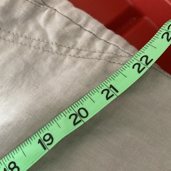 Eileen Fisher 100% Organic Linen Cargo Capri Pants - Picture 7 of 9